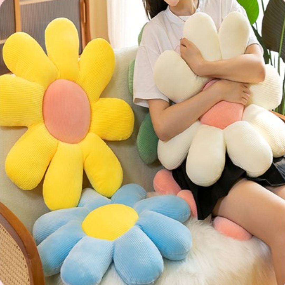 Daisy Shaped Soft Throw Pillows
