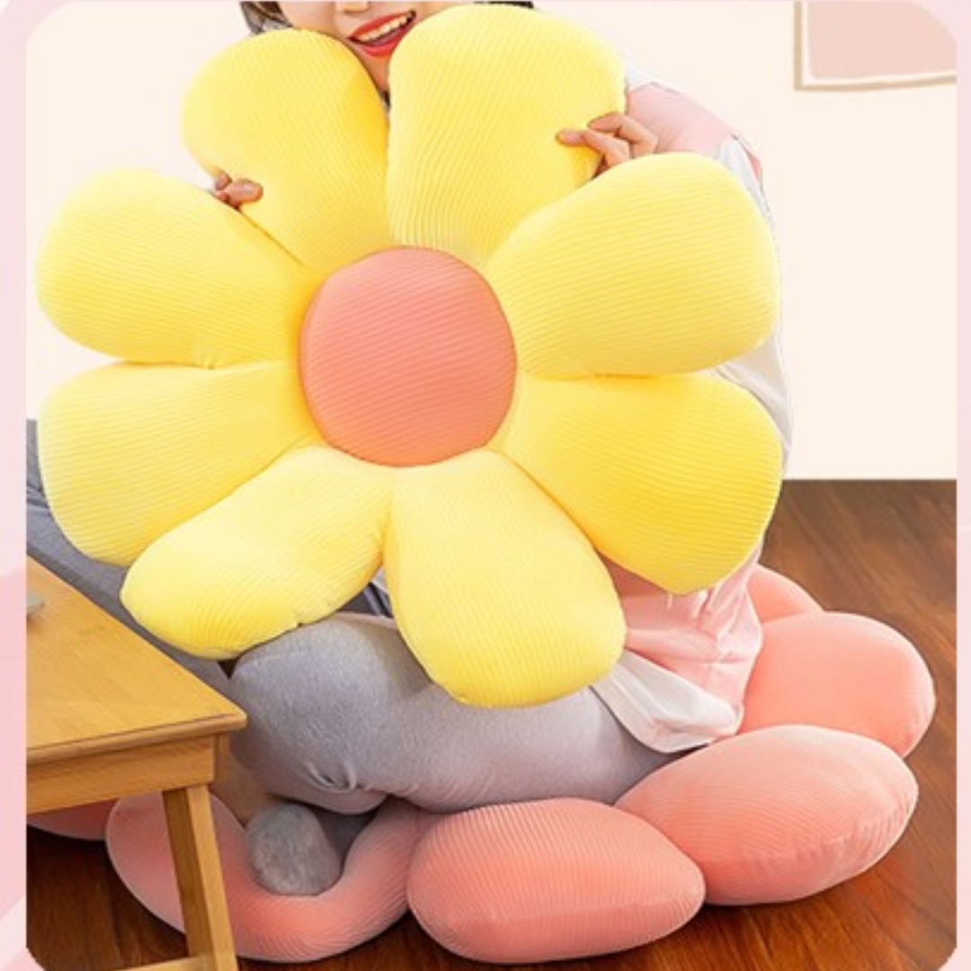Daisy Shaped Soft Throw Pillows