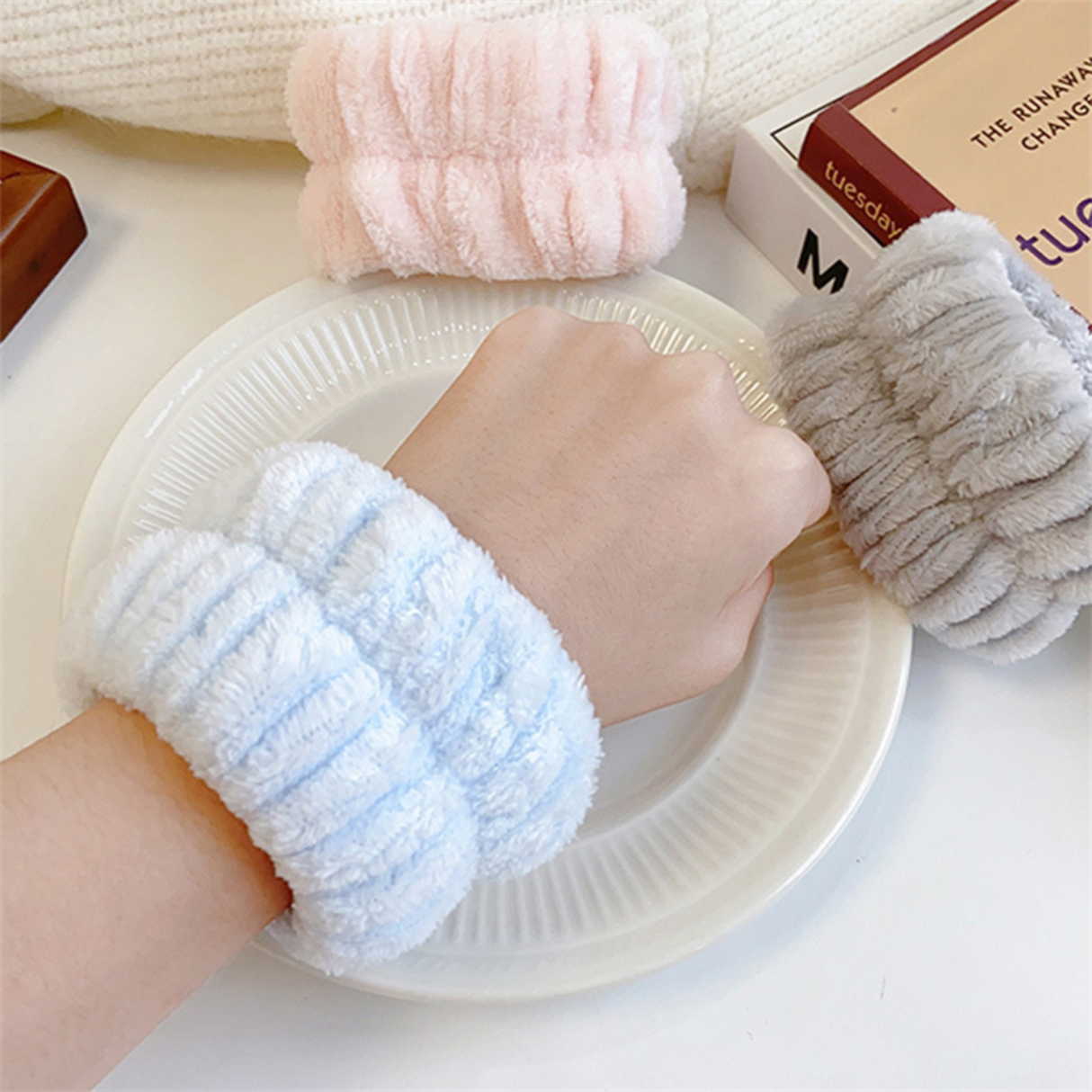 2pc Face Washing Absorbent Wristbands