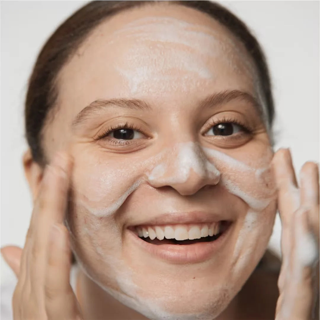 Clinique Acne Solutions Cleansing Foam Face Wash