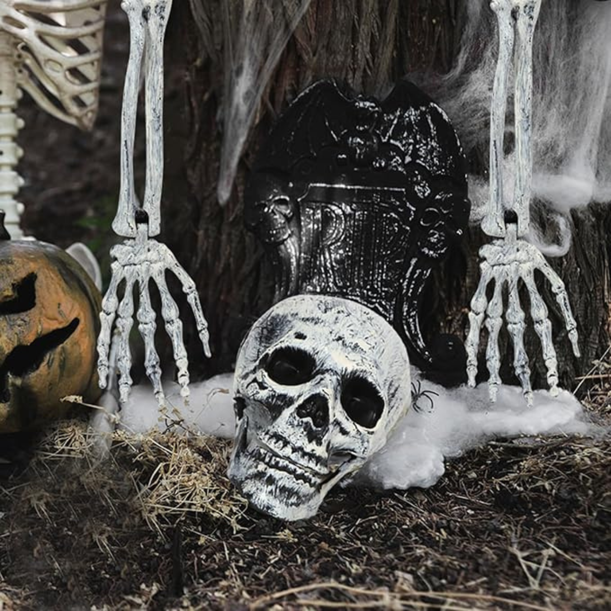 3 pc Fake Skeleton Head & Skeleton Arms Spooky Halloween Outdoor Decoration