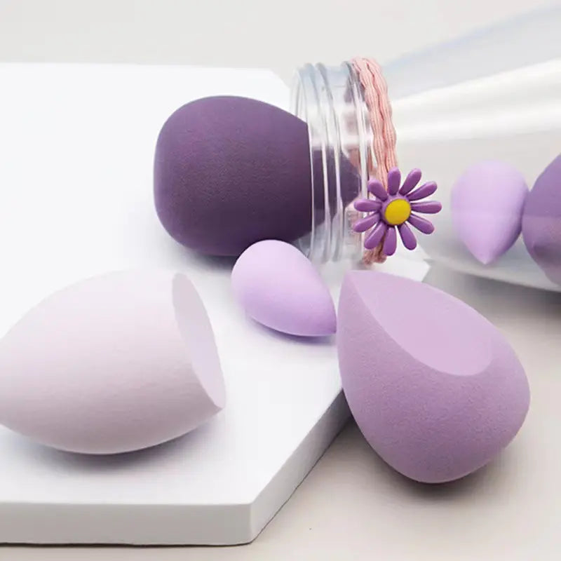 4pcs/6pcs Soft Teardrop Makeup Sponge Blender in a Drift Bottle