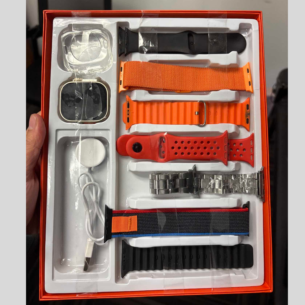 S100 Ultra 2 Smartwatch 7 IN 1 Watch Straps 2.2 HD Amoled Circular Screen with Protective Case