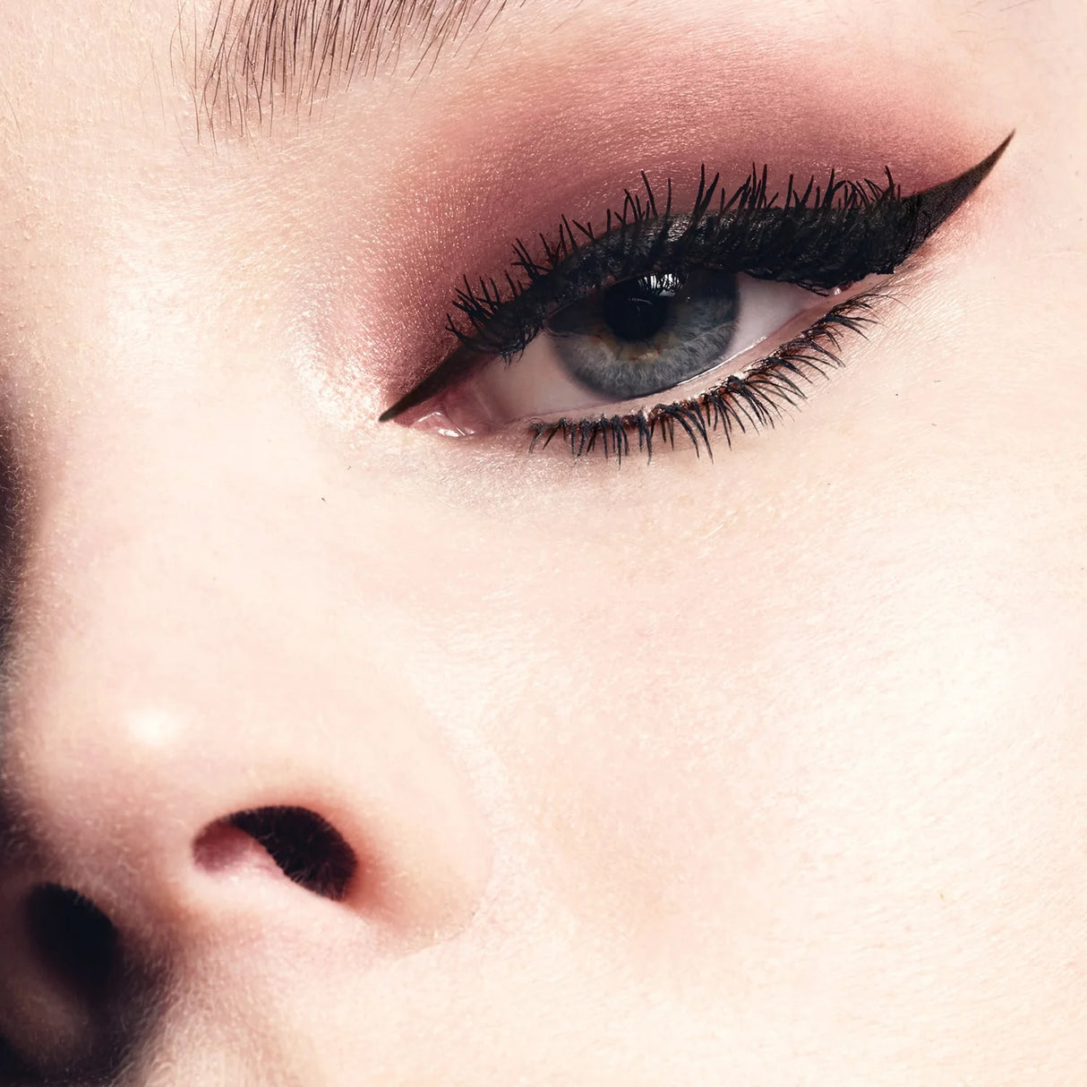 Stila Suede Shade Liquid Eye Shadow Sheer Terracotta