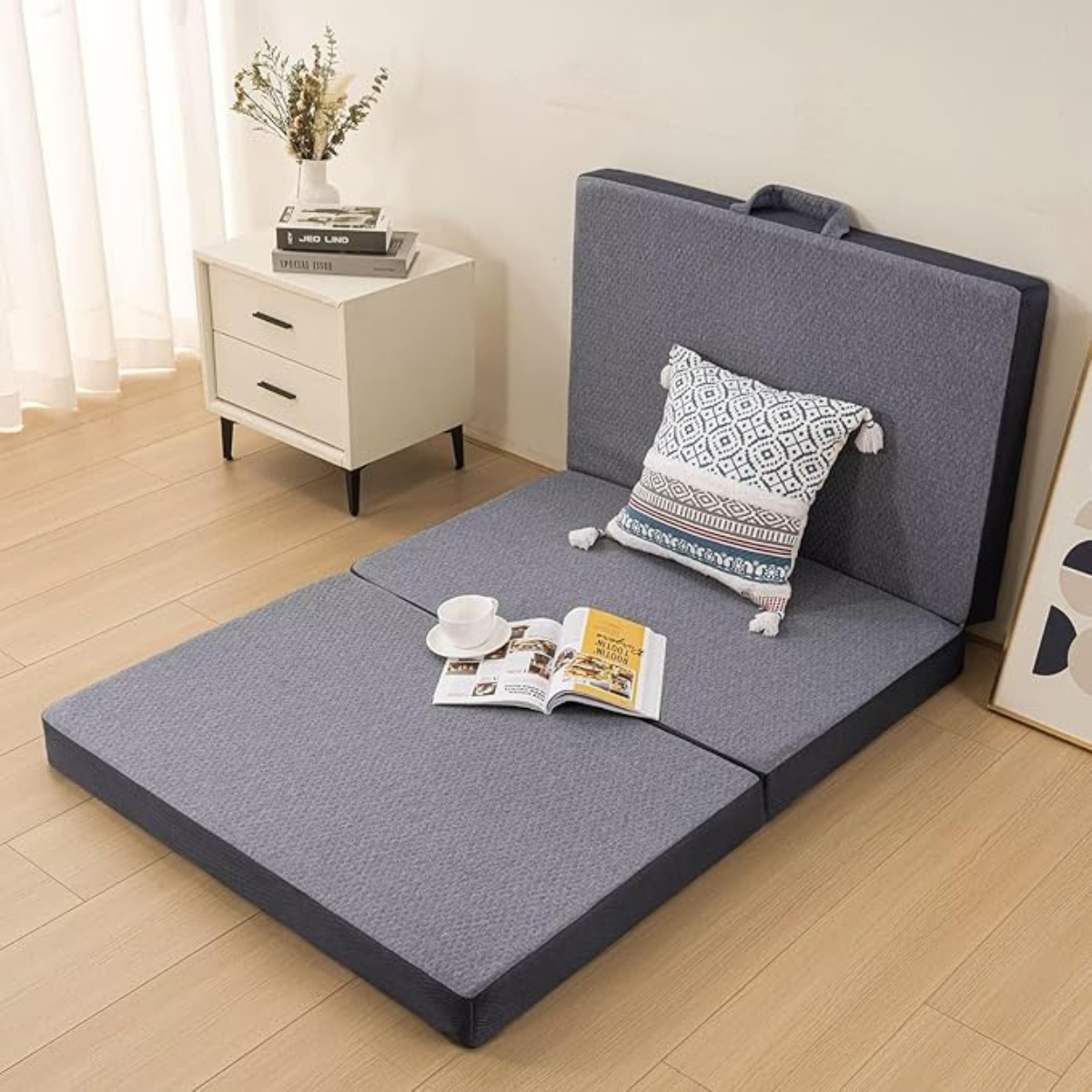 6inch Tri-fold Memory Foam Mattress with Washable Cover, Handle and Non-Slip Bottom