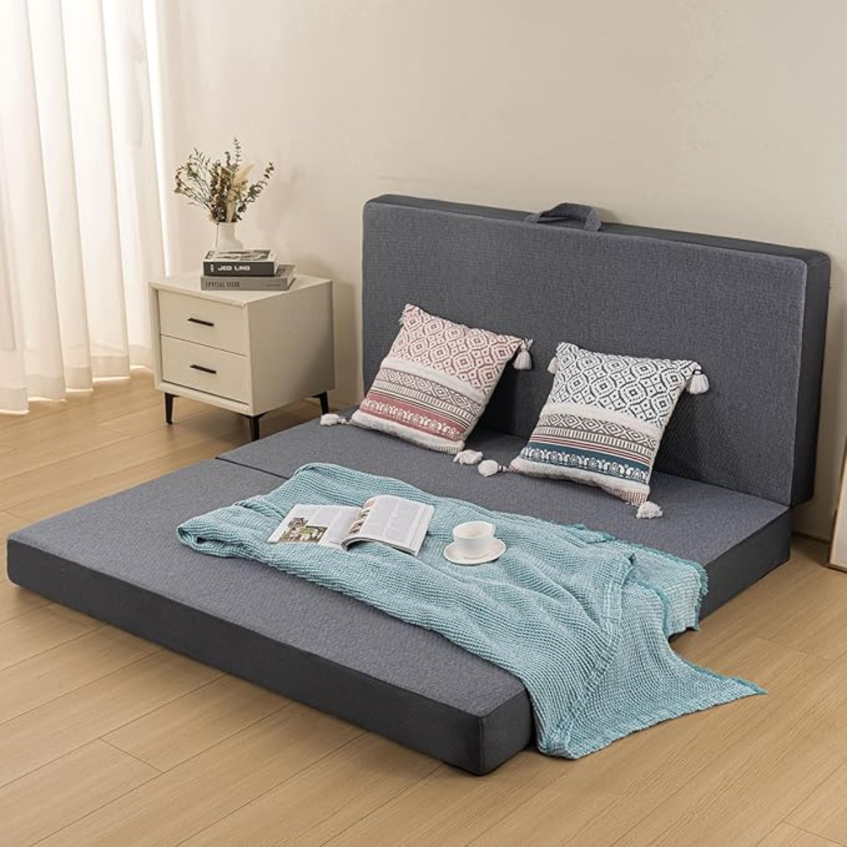 6inch Tri-fold Memory Foam Mattress with Washable Cover, Handle and Non-Slip Bottom