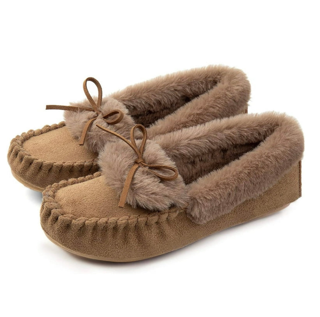 RockDove Women's Naomi Faux Fur Moccasin Slipper