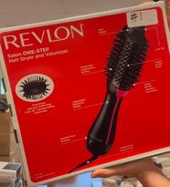 REVLON One-Step Hair Dryer and Volumizer
